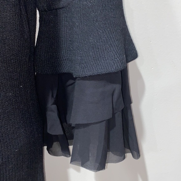 DESIGN HISTORY Sweater - Picture 2 of 2